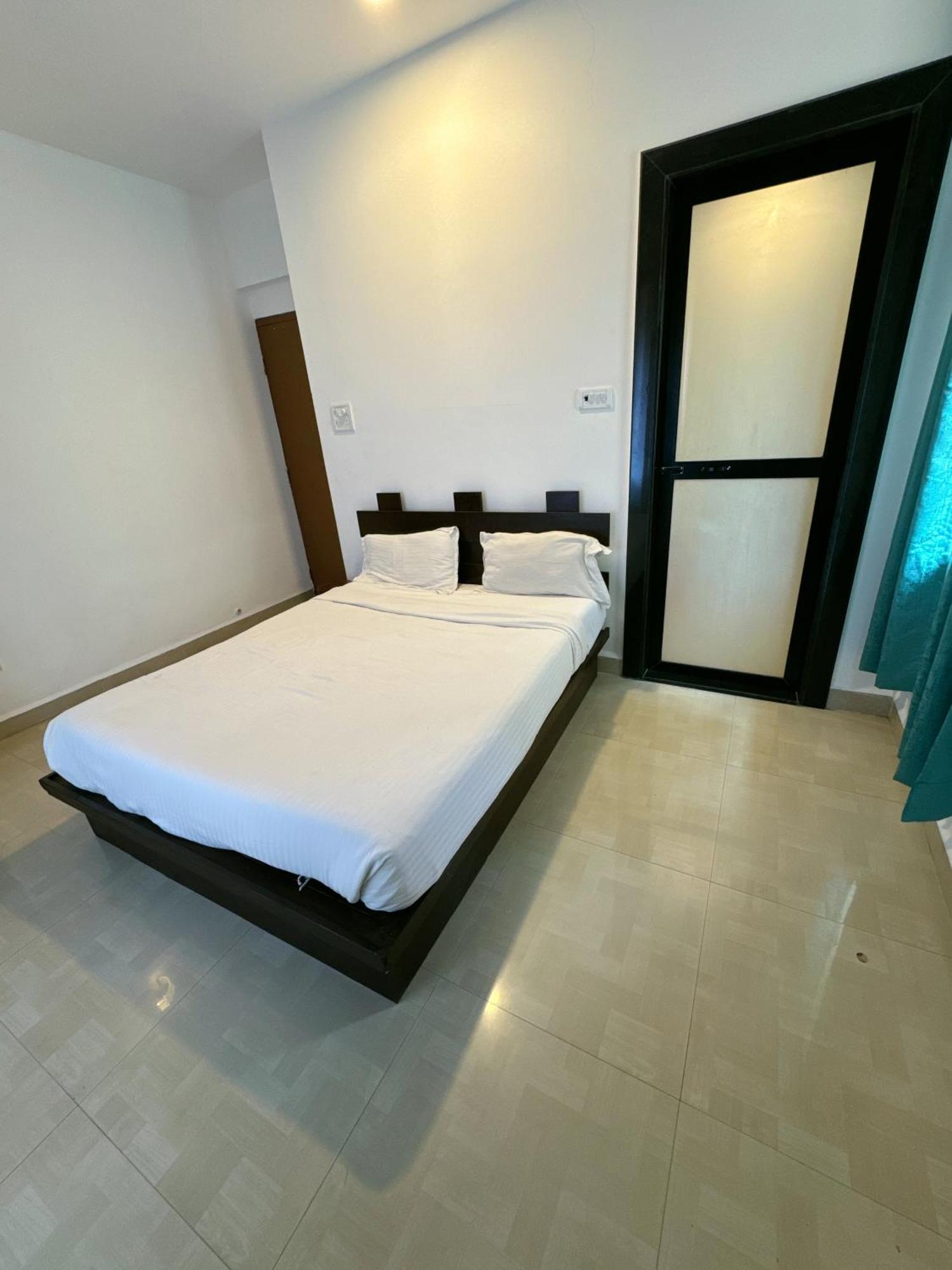 Yoyo Goa, The Apartment Hotel Вагатор Екстер'єр фото